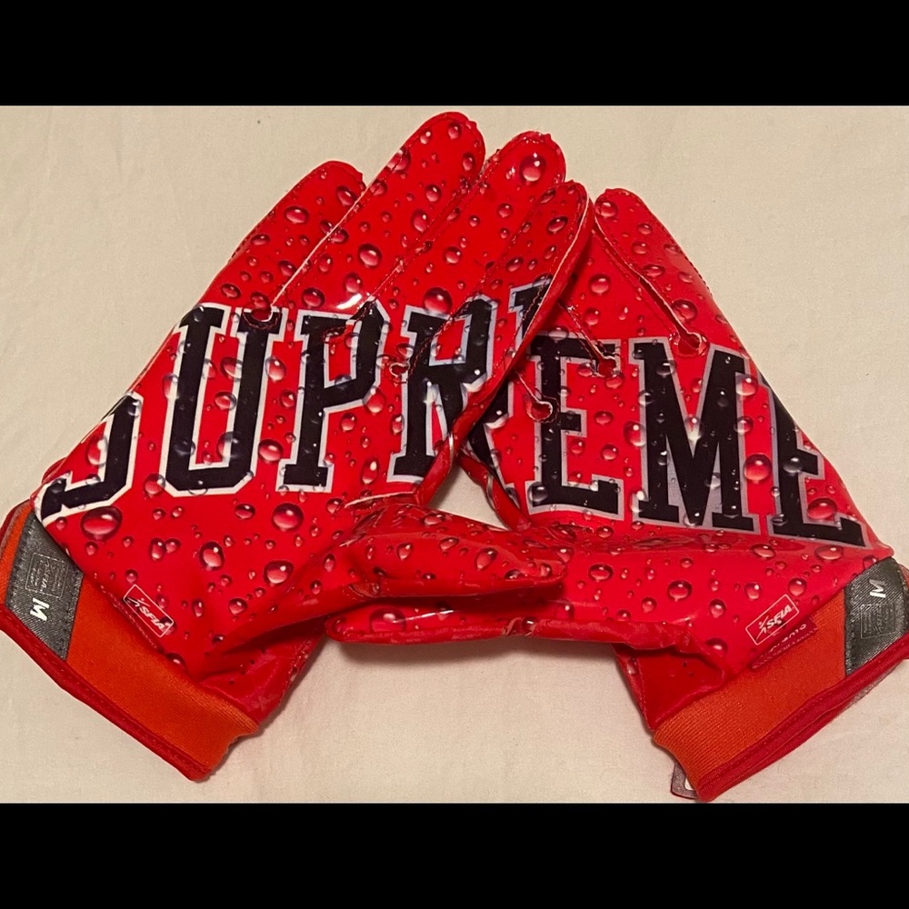 Supreme Nike Vapor Jet 4.0 Football Gloves